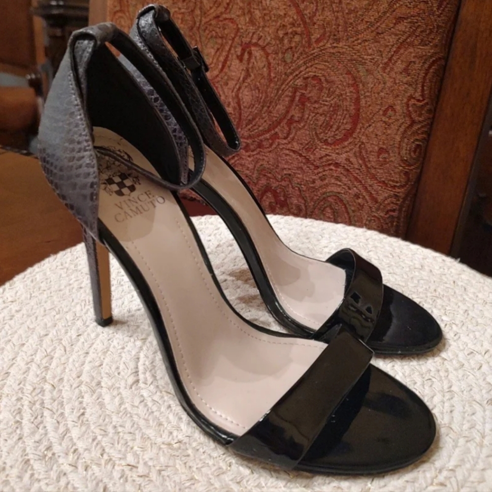 Vince Camuto Strappy Open Toe Heels - Picture 6 of 8